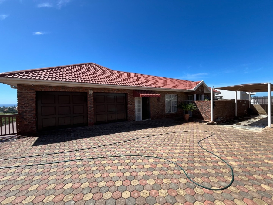 4 Bedroom Property for Sale in Hartenbos Heuwels Western Cape